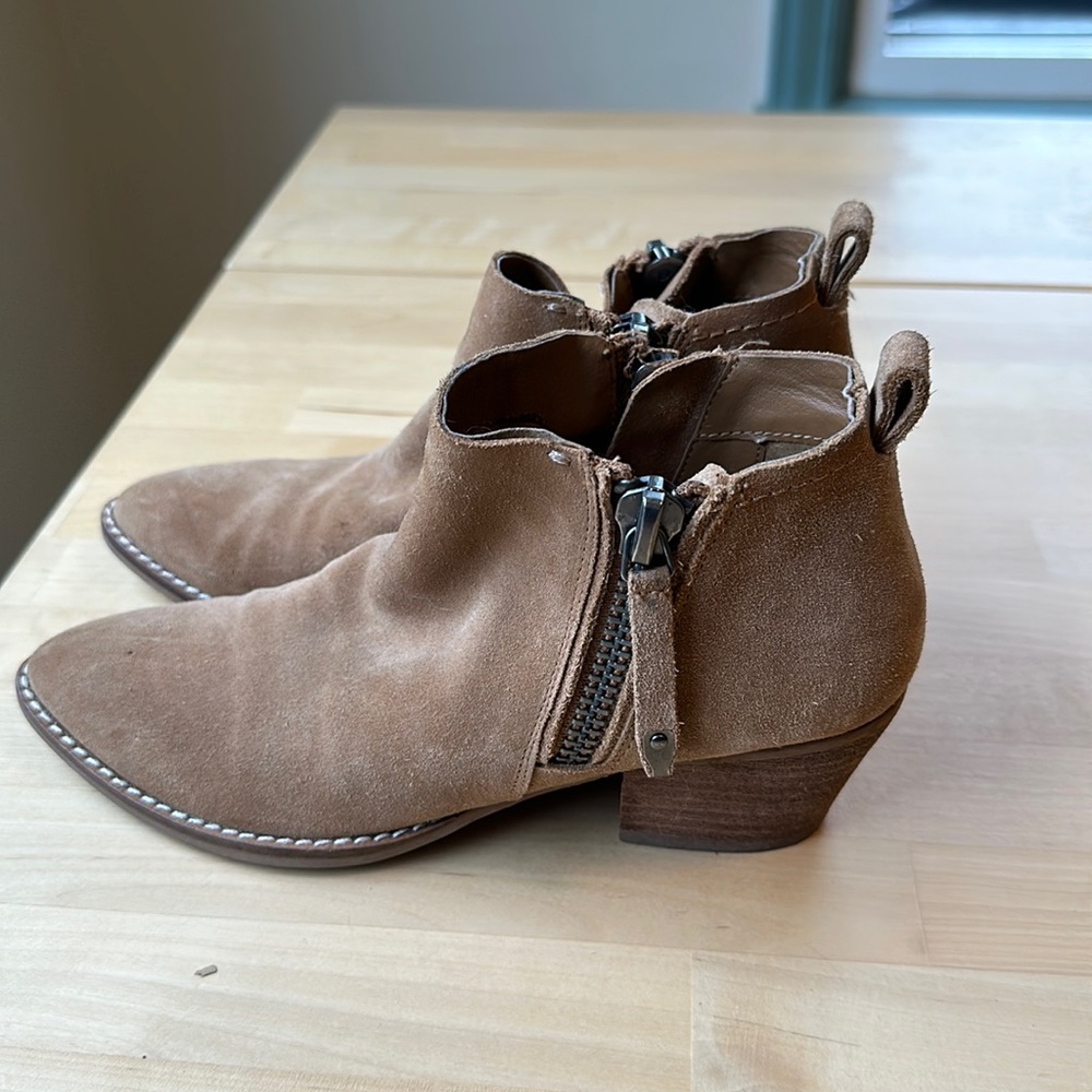 Dolce Vita Tan Suede Leather Booties - Picture 5 of 12
